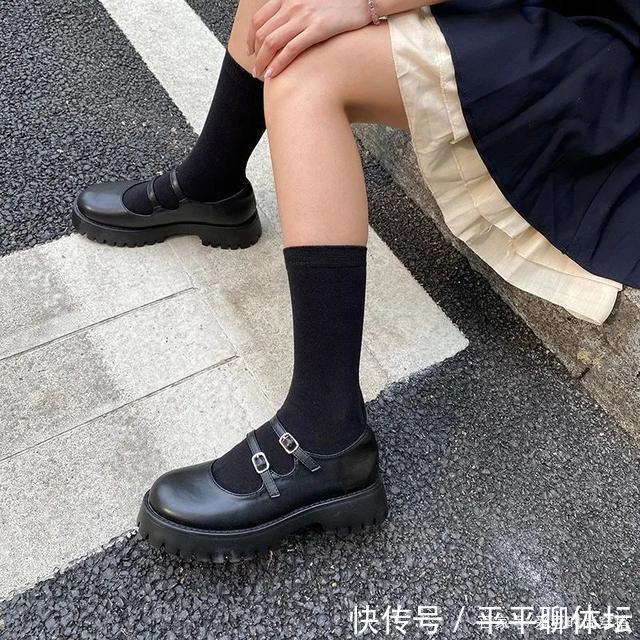 温温柔柔|15套早秋开学穿搭!学生党照着穿准没错,时髦又好看