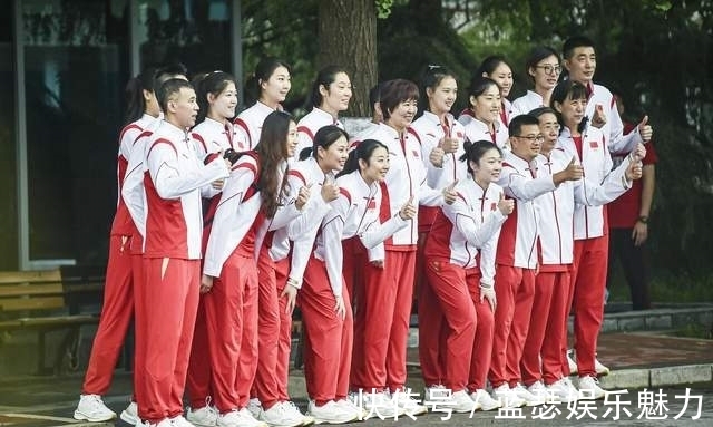 韩国女排|世界女排诸强中，已有六人退出国家队，中国女排这三人可能离开