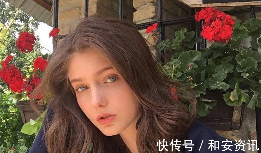 三七互娱|女孩因酷似动漫人物,被质疑是“假人”,网友表示简直是仙女本仙