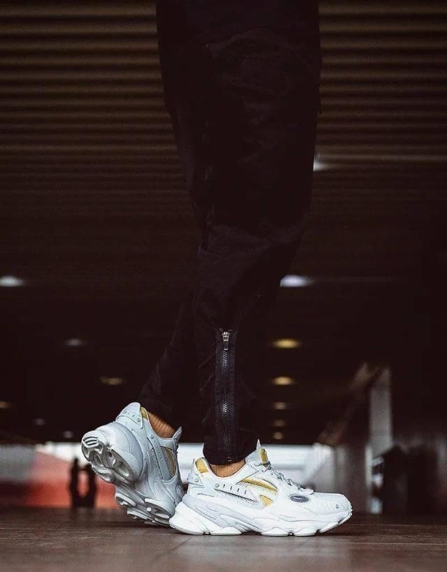 alien 真不是因为国产才吹爆跋涉两千多公里只为早点穿上这双鞋