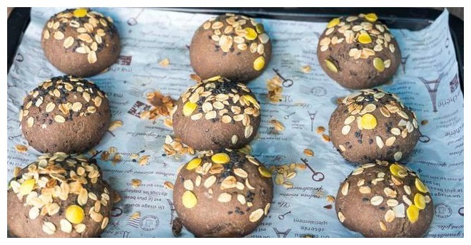 教你做纯全麦面包，无水无油无添加，麦香浓郁越嚼越香，瘦身必备