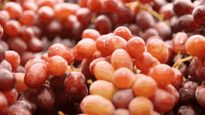 好吃|提子好吃皮难剥,别急,一个妙招轻松搞定~