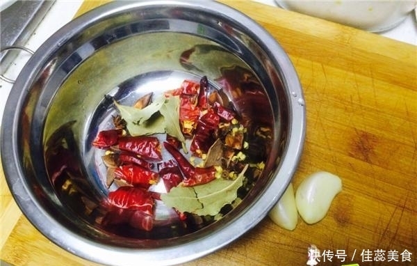 茹宝|教你烧一锅好鸡肉！肉美汤鲜，一上桌就被喝个底朝天！人人都爱吃
