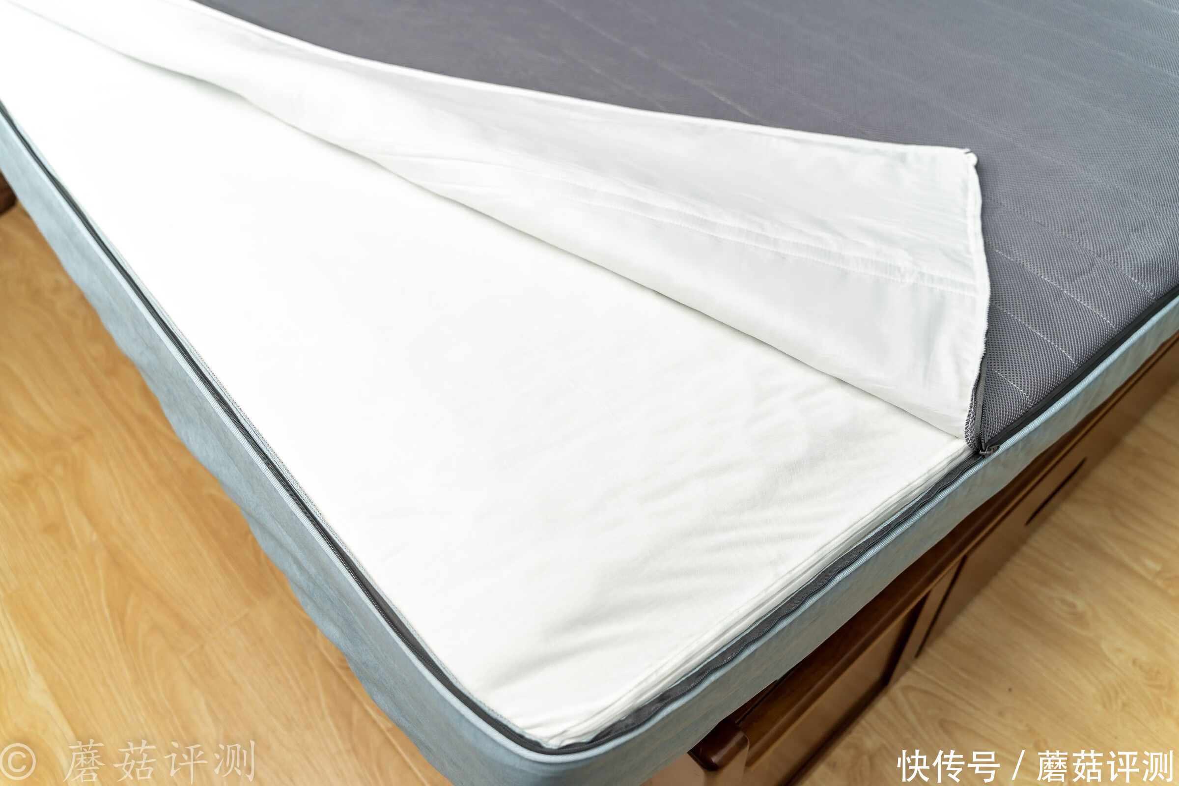 床垫|软硬兼具,好睡舒适、网易云舒零压感软硬两用弹簧床垫 体验评测