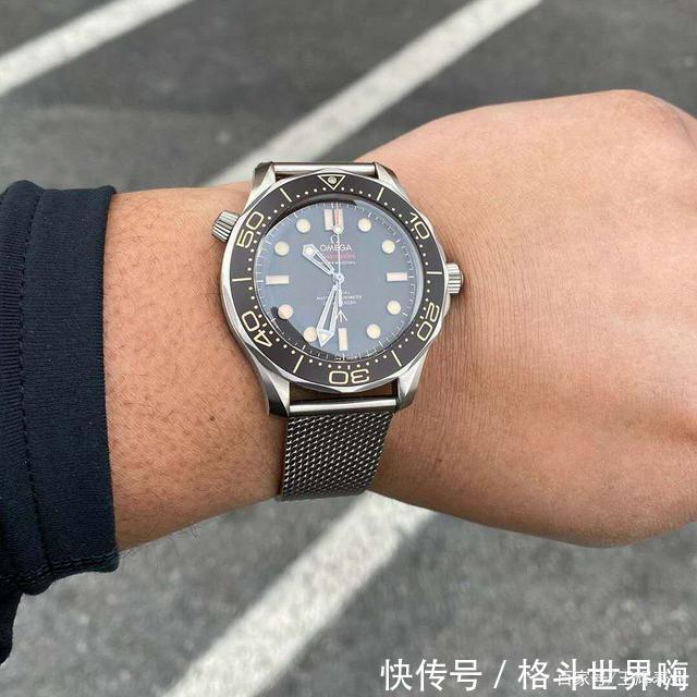 欧米茄海马300的“高配版”,海马007系列腕表盘点