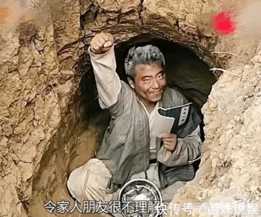 刘亦菲&男子因痴迷金庸武侠,深山“苦练神功候佳人”,姑姑不来就不走