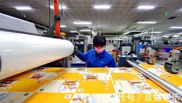 微博|虚假的流量繁荣:300万人从事刷量工作,100亿广告费打了水漂