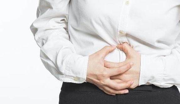 肠胃疾病|经常喝黄芪水营养虽好,几类人尽量别喝,为健康早早知晓