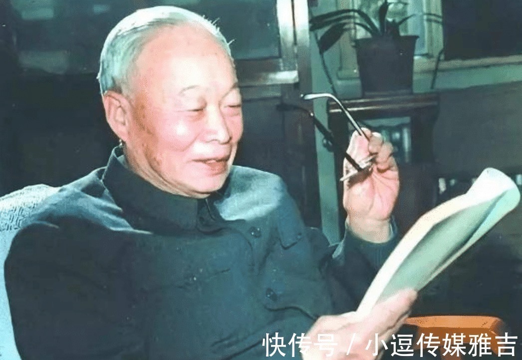 钱三强$被同学取一个很土的绰号,父亲一听将其改成真名,如今全球皆知