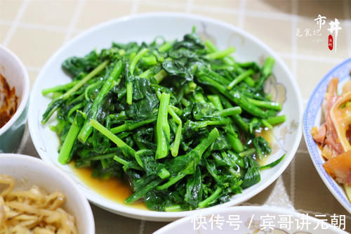 午餐|一家6口的“实惠”午餐,菜不精致但下饭,网友:正经过日子的人家