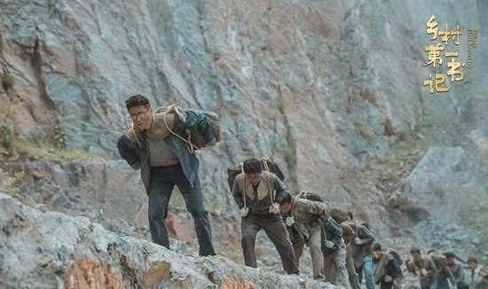 扮演者|當(dāng)代農(nóng)村題材電視劇《花開山鄉(xiāng)》第一書記扮演者王雷：“所有人都該有一份責(zé)任感”