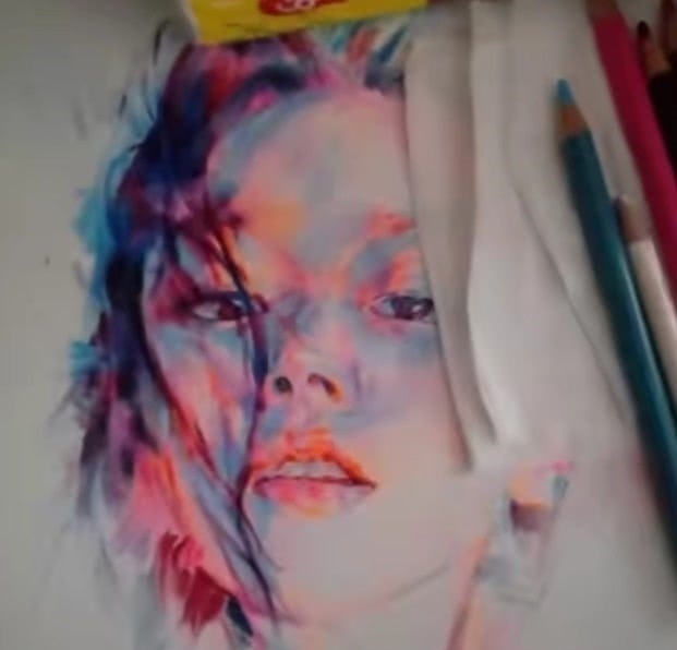 美术生画@美术生画“人物彩铅”,第一眼:是我不懂,结尾:大神给跪了!