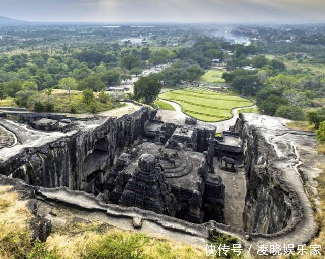 房顶|太神奇！全球唯一从房顶往下修建的寺庙，历时150年才完工！