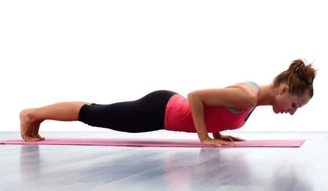 膝盖|瑜伽经典序列之拜日式B,唤醒身体活力的最佳序列