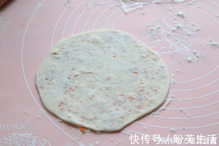 发面|馋死这饼了，又薄又软不发面，比韭菜饼好吃，男女老少都爱吃
