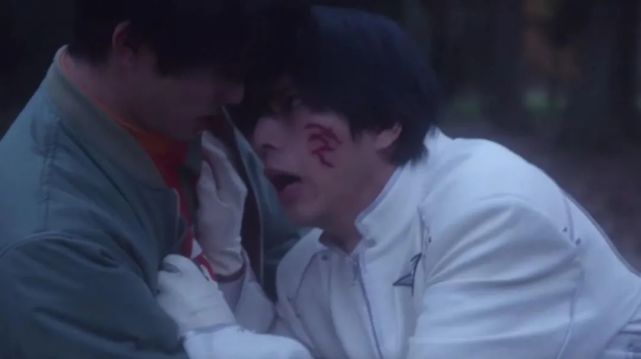 印章|假面骑士Revice The Mystery第二集剧情简介,门田超人再次倒下