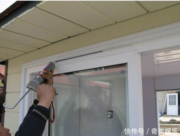 防风|老婆无意间发现一户人家阳台，太高级了，先拍照等有了房照着装