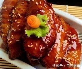 亲戚来家里做客，做几道家常菜，亲戚说比饭店的还好吃，下次还来