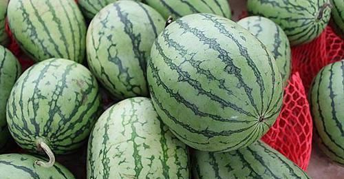 西瓜|前列腺炎的“冤家”找到了，男人没钱也要常吃，炎症可能自然消