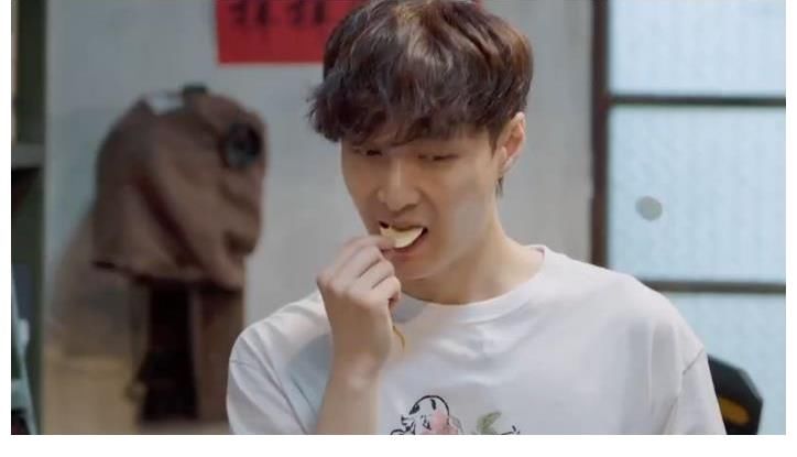 张艺兴|《向往5》下期：蘑菇屋一家翻身成仓库股东，艺兴彭彭太狂了！