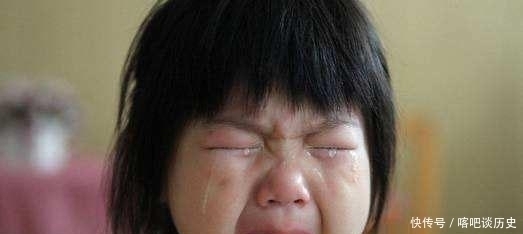 打针|3岁女童医院上演“搞笑”剧情,爸爸哭笑不得,网友:是个狠人