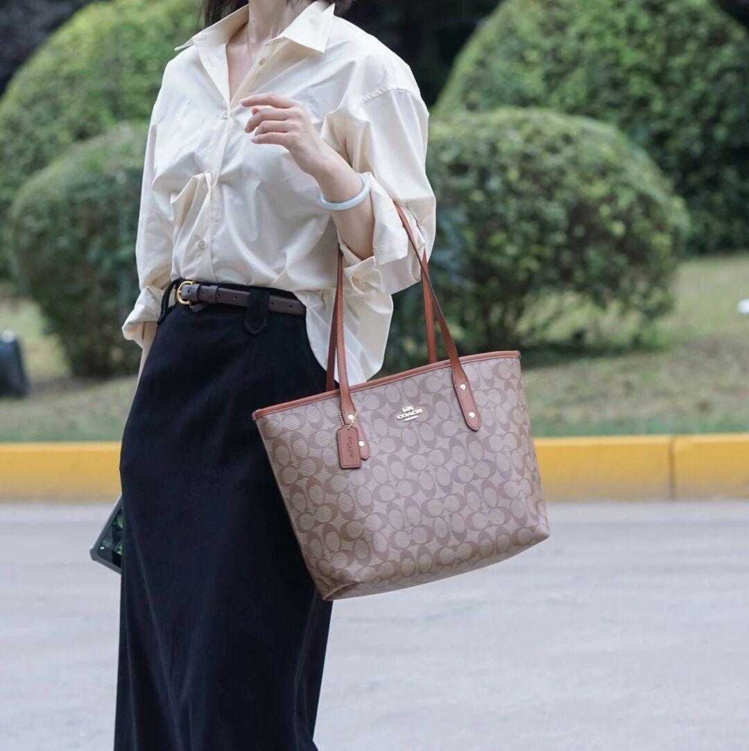 时尚博主|真正会穿的女人,30岁要穿的好看,必须断舍离,这样更完美