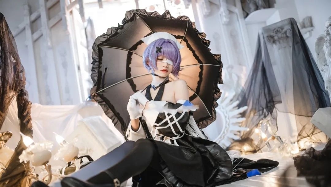 cos:明日方舟絮雨cos正片@卷小卷