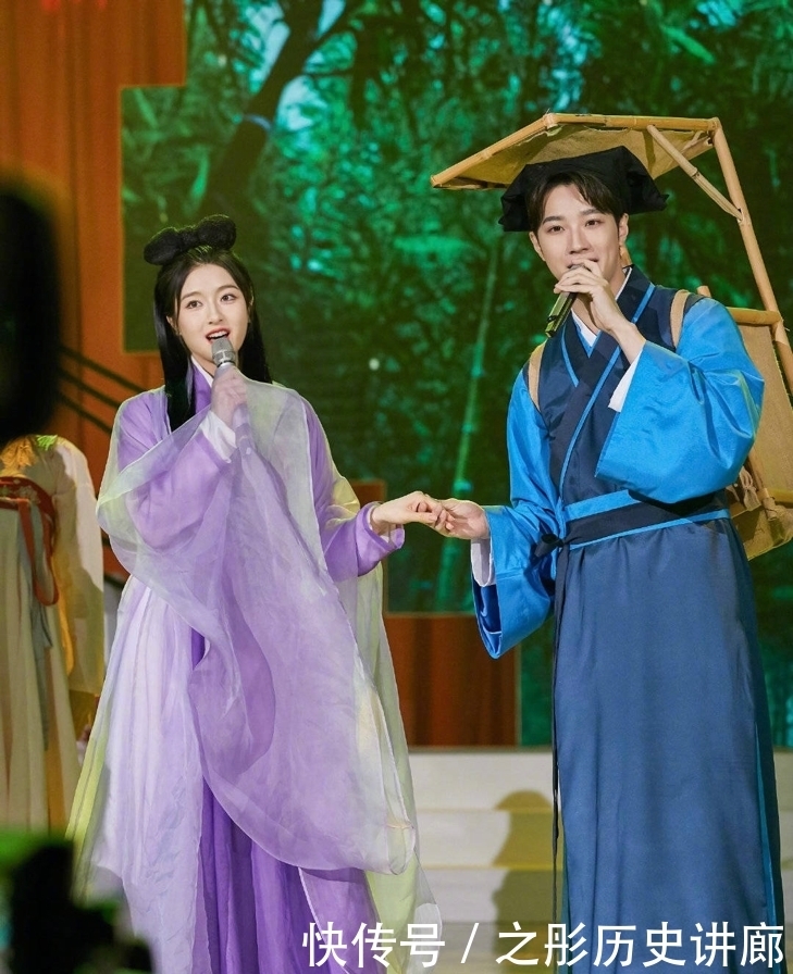 《快本》三对cp组合齐亮相，只剩一对尴尬，火与不火的差距太大