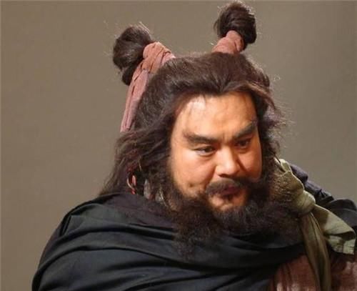 宋江&水浒传中最伪善的人是谁?不是宋江吴用,此人看似忠义实则最歹毒