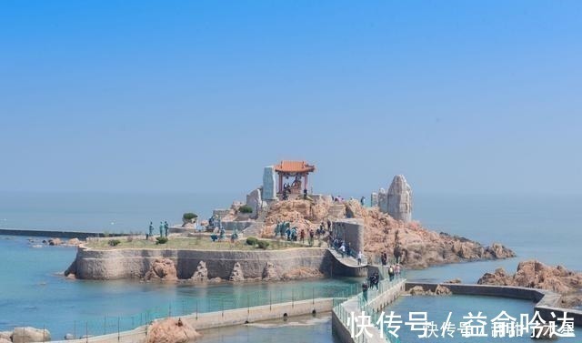 古色古香|中国一座“最干净”沿海城市，获得无数游客好评，海鲜价钱还便宜