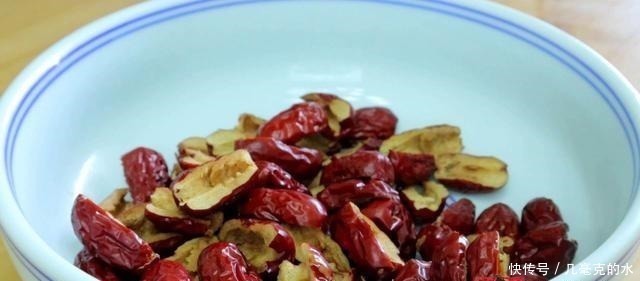 糯米别再包粽子了，这样做比粽子还好吃，上桌来一个不够吃，解馋！