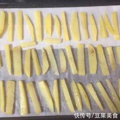 这道烤箱版薯条（一人份），超级简单，绝对下饭