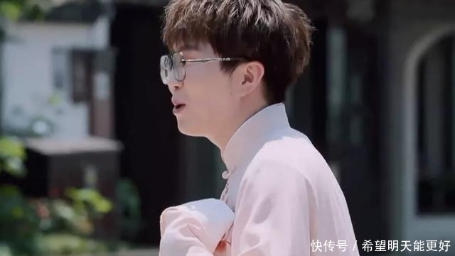 华晨宇|《快本》嘉宾连乘法都不会算,竟然还是本科生,难怪业内都吐槽