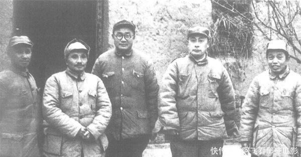 军衔|淮海战役里,他表现出色战绩累累,为什么在建国后未被授予军衔