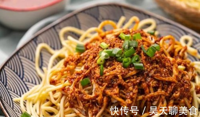 黄瓜|做凉面,煮熟后不要泡冷水,学会2招,面条爽滑筋道,又香又入味