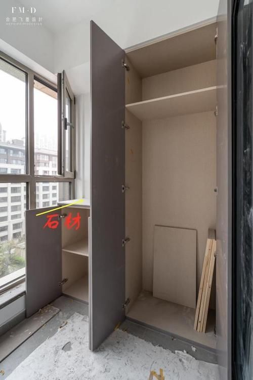 洗衣柜|没点远见压根想不到这招:阳台窗户往内开,柜子做L型,一举两得