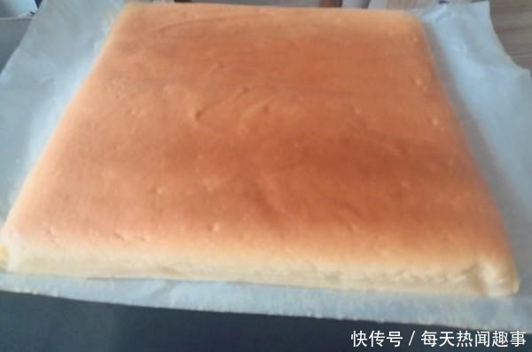  做蛋糕就要用烤箱教你一款无油小蛋糕，保证好吃到不想停