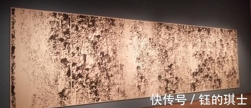 狂草!王冬龄的“乱书”从国内火到国外,他真的是“书法奇才”吗?