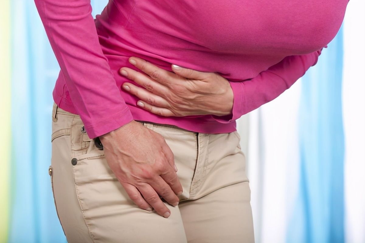 月经发|有人说“来月经是身体在排毒”,但月经发黑掉出血块,是怎么回事