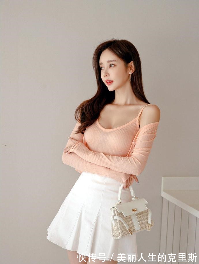 穿搭 吊带的穿搭思路,上班这样穿清凉又时髦!