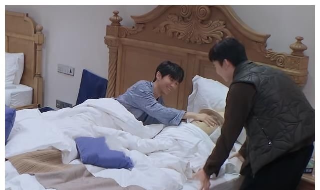 王俊凯为啥不等嘉宾就睡了?得知背后的真相,只有董子健心疼他