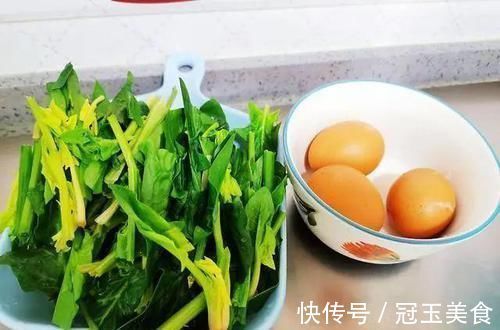 草酸|不管你有多懒,千万在炒前把这种蔬菜焯水,否则吃了会伤身体!
