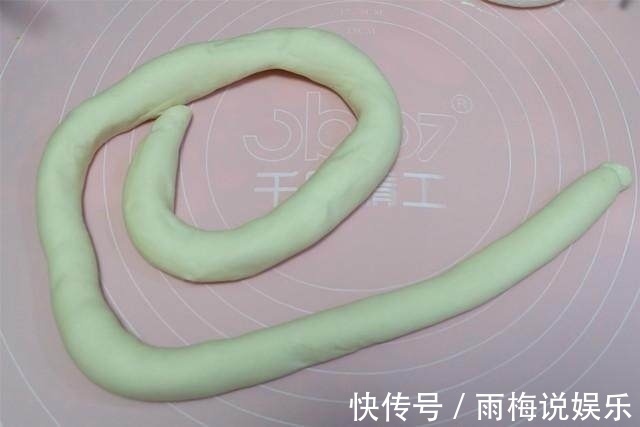 起阳草|韭菜鸡蛋馅饺子，关键在馅，有了这两样法宝，饺子不出水味更鲜