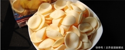 乡巴佬卤蛋|被包装“拖累”的四种小零食,看起来廉价但是美味,90后都吃过