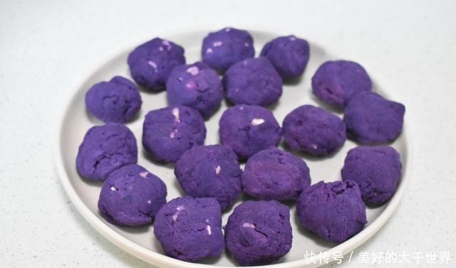 用粗粮做面包,只发酵一次,柔软拉丝,越吃越香,大人孩子都爱吃