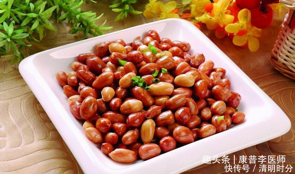 維生素B12|氣色好的人要常吃,堅持食用,改善便秘,誰吃誰好,更顯年輕