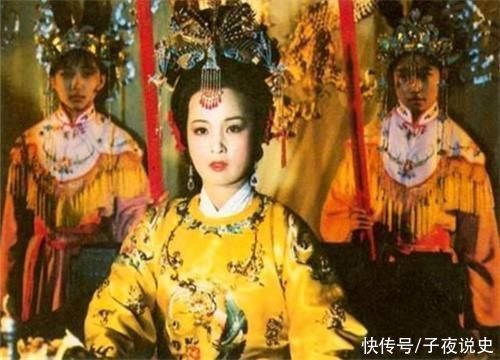 贾府|红楼梦:元春所谓的省亲，不过是临死前让她回来和家人道个别