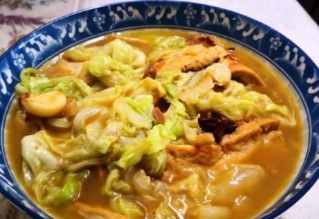 白菜炖豆腐,别直接就下锅,教你小窍门,豆腐鲜嫩白菜清爽