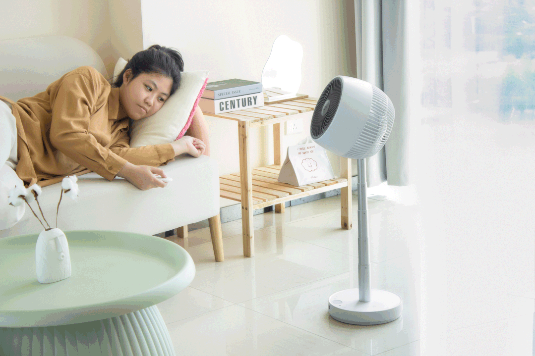 闷热|循环扇都这么卷了?无线可折叠,还能纳凉驱蚊