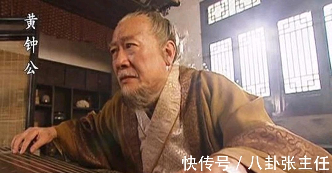 黑白子&天王老子也害怕,笑傲中向问天单挑梅庄四友,能打的过吗